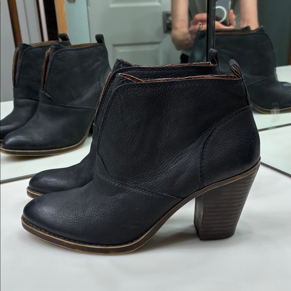 Lucky Brand Black Leather Slip On Ankle Booties Size 7.5 M